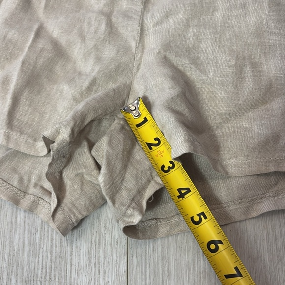 Pure Linen Tan Shorts with Belt size XS - Picture 3 of 8